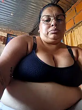 chubby sexy big tits online show from February 7, 2025, 6:45 pm