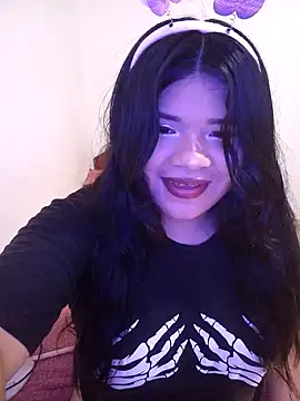 Snapshot of CANELA_9911 chatting on December 10, 2024, 9:01 am CANELA 9911 online show from December 10, 2024, 9:01 am