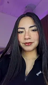 Snapshot of Melody_04 chatting on March 9, 2025, 7:48 pm Melody 04 online show from March 9, 2025, 7:48 pm