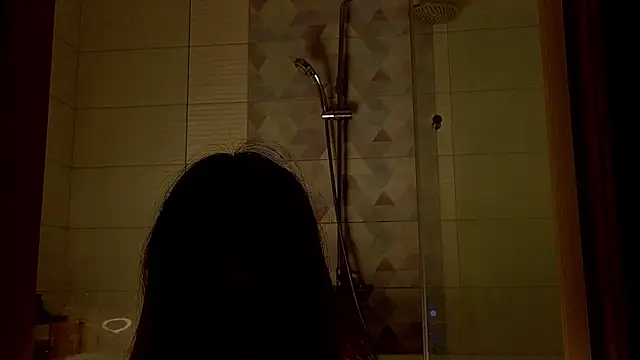 Snapshot of MissFreyaX chatting on January 14, 2025, 3:15 pm MissFreyaX online show from January 14, 2025, 3:15 pm