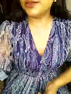 Snapshot of Hritvika chatting on December 28, 2024, 5:25 pm Hritvika online show from December 28, 2024, 5:25 pm