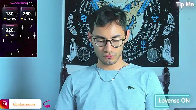 Snapshot of alexdesire chatting on March 18, 2025, 7:10 pm alexdesire online show from March 18, 2025, 7:10 pm