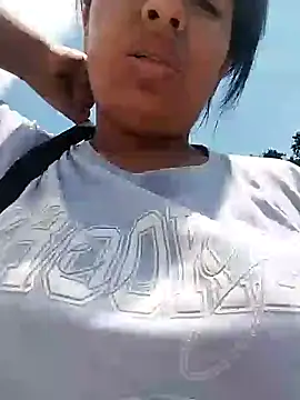 Snapshot of Danna-linyi chatting on January 19, 2025, 6:32 pm Danna-linyi online show from January 19, 2025, 6:32 pm