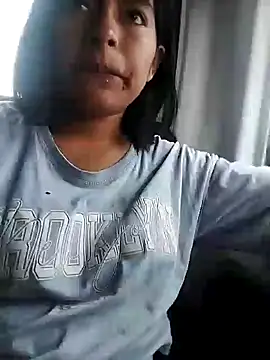 Snapshot of Danna-linyi chatting on January 19, 2025, 10:17 pm Danna-linyi online show from January 19, 2025, 10:17 pm