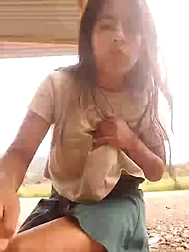 Snapshot of Danna-linyi chatting on February 1, 2025, 1:51 pm Danna-linyi online show from February 1, 2025, 1:51 pm