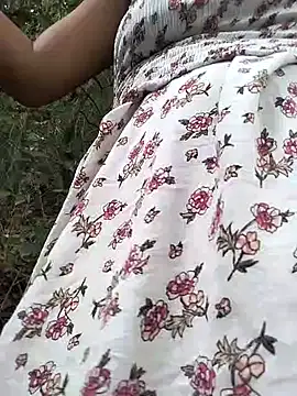 Snapshot of Danna-linyi chatting on March 4, 2025, 10:38 pm Danna-linyi online show from March 4, 2025, 10:38 pm