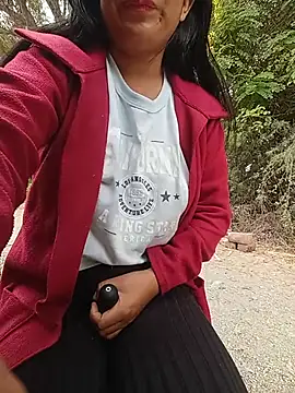 Danna-linyi online show from July 1, 2026, 3:12 pm