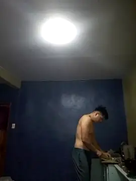 Snapshot of angeldeldiablo1592 chatting on February 11, 2026, 4:12 pm angeldeldiablo1592 online show from February 11, 2026, 4:12 pm