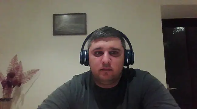  revianzip1 online show from December 21, 2024, 5:40 pm