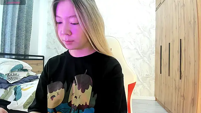 Babby Rabbit online show from April 20, 2026, 10:07 am