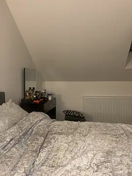 littlebambi26 online show from March 12, 2026, 1:12 am