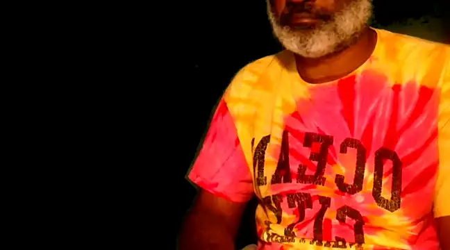 sinnernoir online show from January 18, 2025, 4:37 am