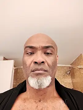 Snapshot of sinnernoir chatting on February 8, 2026, 5:33 am sinnernoir online show from February 8, 2026, 5:33 am