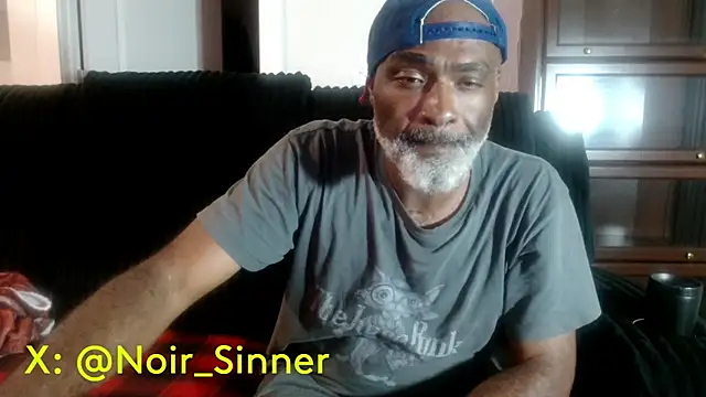Snapshot of sinnernoir chatting on July 6, 2026, 4:53 am sinnernoir online show from July 6, 2026, 4:53 am