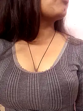 Cute-Anamika50 online show from January 29, 2025, 7:57 am