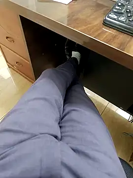 Snapshot of Kakabiraji chatting on December 13, 2024, 7:58 am Kakabiraji online show from December 13, 2024, 7:58 am