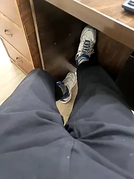 Snapshot of Kakabiraji chatting on October 13, 2025, 1:22 pm Kakabiraji online show from October 13, 2025, 1:22 pm