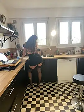 ImImmy online show from January 8, 2025, 8:27 am