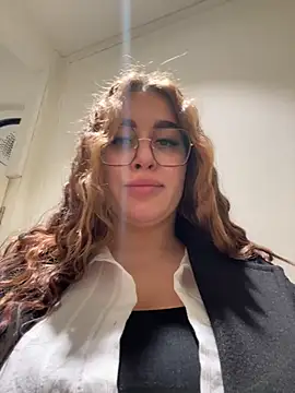 VikiDemi online show from February 25, 2026, 2:59 pm