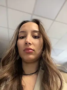 Snapshot of VelvetVixenI chatting on September 29, 2025, 11:15 am VelvetVixenI online show from September 29, 2025, 11:15 am