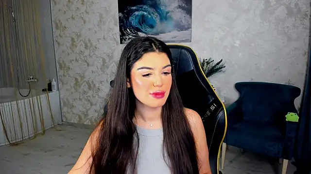 AlluringAriel online show from June 5, 2026, 11:16 am