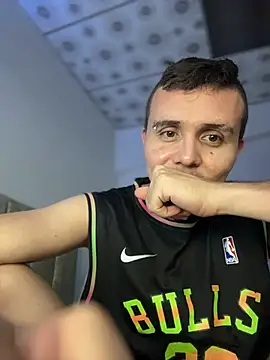 adam-rivera online show from April 1, 2026, 5:19 am