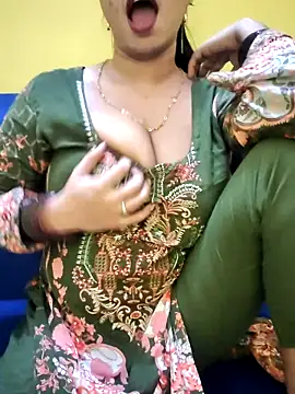 Haniya-143 online show from October 5, 2025, 2:32 am