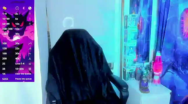 Snapshot of _sakae_ chatting on January 1, 2025, 11:51 pm sakae online show from January 1, 2025, 11:51 pm