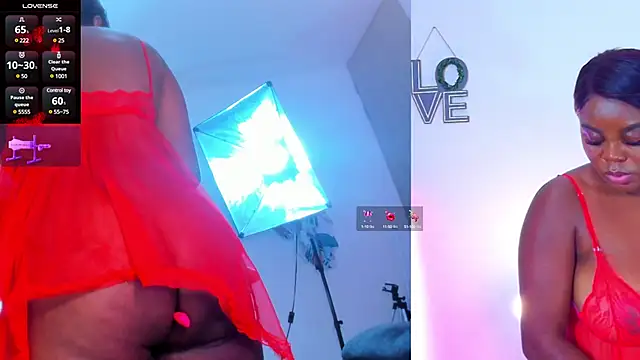 Snapshot of mia-brit chatting on February 4, 2025, 12:29 am mia-brit online show from February 4, 2025, 12:29 am