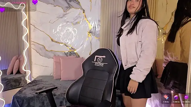 penelope tay1 online show from March 22, 2026, 3:32 am