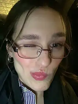 Mia Mia M online show from February 26, 2026, 5:56 pm