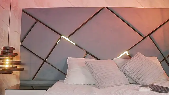 Snapshot of giorgia_13 chatting on October 23, 2025, 3:17 am giorgia 13 online show from October 23, 2025, 3:17 am