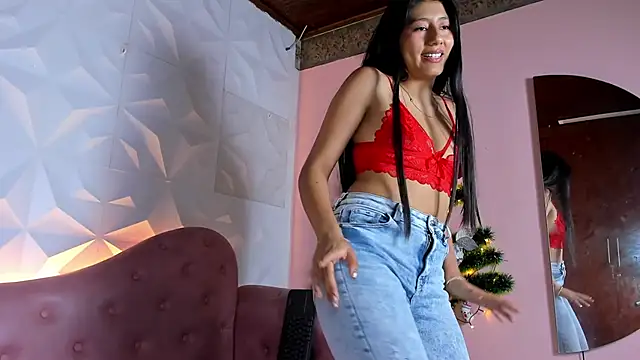 Snapshot of CarlaAlvez chatting on December 30, 2024, 11:49 pm CarlaAlvez online show from December 30, 2024, 11:49 pm