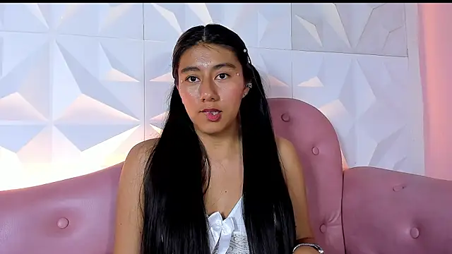 Snapshot of CarlaAlvez chatting on January 20, 2025, 7:25 pm CarlaAlvez online show from January 20, 2025, 7:25 pm