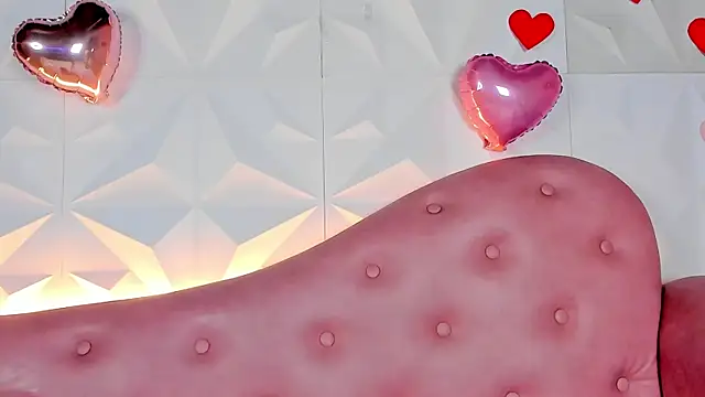 Snapshot of CarlaAlvez chatting on February 19, 2025, 2:01 pm CarlaAlvez online show from February 19, 2025, 2:01 pm