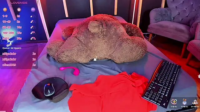 vampy dolll online show from January 24, 2025, 8:23 am