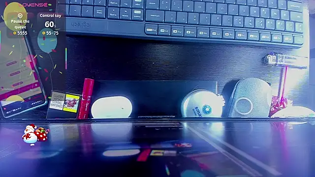  lara1 online show from March 5, 2026, 7:43 pm