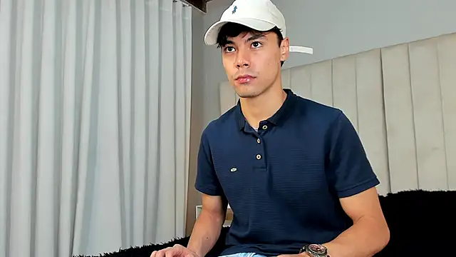 Snapshot of Dammon_Stallion chatting on October 15, 2025, 1:33 pm Dammon Stallion online show from October 15, 2025, 1:33 pm