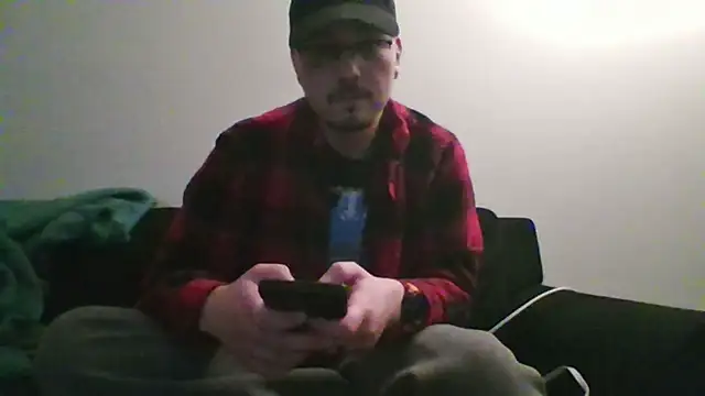 Snapshot of cmichaelxxx chatting on January 2, 2025, 11:31 am cmichaelxxx online show from January 2, 2025, 11:31 am