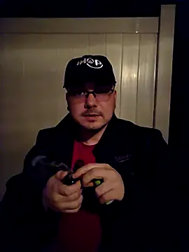 Snapshot of cmichaelxxx chatting on March 20, 2025, 12:51 am cmichaelxxx online show from March 20, 2025, 12:51 am