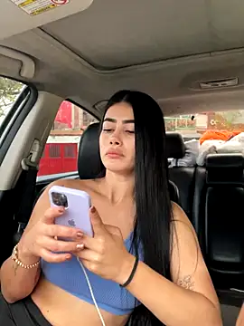 Snapshot of Sweet_and_caramel chatting on October 7, 2025, 1:30 pm Sweet and caramel online show from October 7, 2025, 1:30 pm