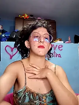 Snapshot of LoveElectra chatting on February 25, 2026, 11:58 pm LoveElectra online show from February 25, 2026, 11:58 pm