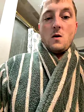 Snapshot of longcurved212121 chatting on October 11, 2025, 3:10 pm longcurved212121 online show from October 11, 2025, 3:10 pm