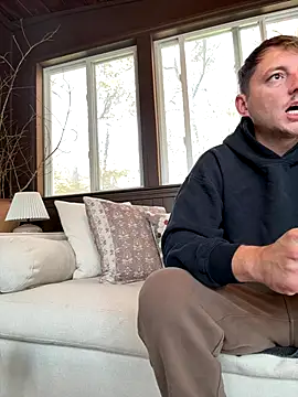 Snapshot of longcurved212121 chatting on October 19, 2025, 5:02 pm longcurved212121 online show from October 19, 2025, 5:02 pm