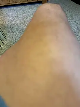 Snapshot of longcurved212121 chatting on November 5, 2025, 2:50 pm longcurved212121 online show from November 5, 2025, 2:50 pm