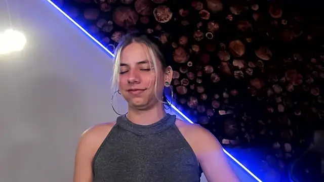 ArtemisaBlake online show from March 14, 2025, 7:55 pm