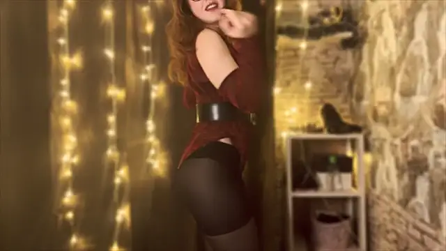 Snapshot of LaurenRossss chatting on December 23, 2024, 9:51 pm LaurenRossss online show from December 23, 2024, 9:51 pm