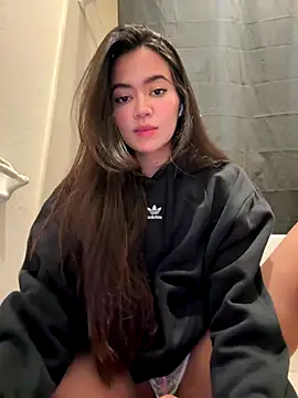 Snapshot of xsweetv chatting on November 30, 2025, 5:11 am xsweetv online show from November 30, 2025, 5:11 am