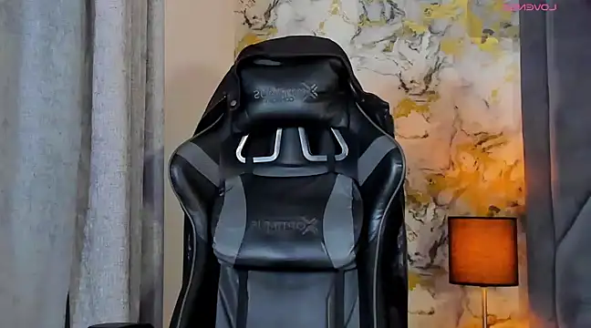 Snapshot of JoshRashfordd chatting on January 25, 2025, 2:36 pm JoshRashfordd online show from January 25, 2025, 2:36 pm