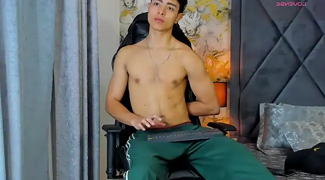 Snapshot of JoshRashfordd chatting on January 26, 2025, 11:39 am JoshRashfordd online show from January 26, 2025, 11:39 am